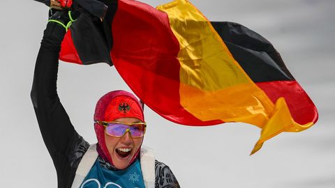 Laura Dahlmeier jubelt über ihr zweites Olympia-Gold beim Biathlon in Pyeongchang