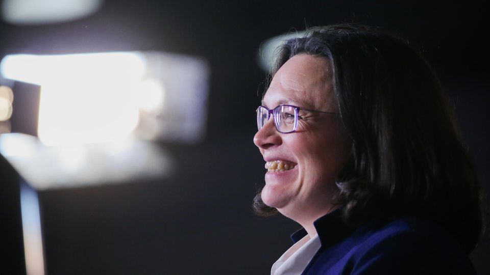 SPD-Fraktionschefin Andrea Nahles hat schon länger Kanzlerformat - doch sie wurde immer wieder ausgebremst