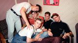 Take That am Anfang ihrer Karriere 1992. 2005 gelang ihnen das Comeback, 2010 sogar kurzzeitig eine Wiedervereinigung mit Robbie Williams.