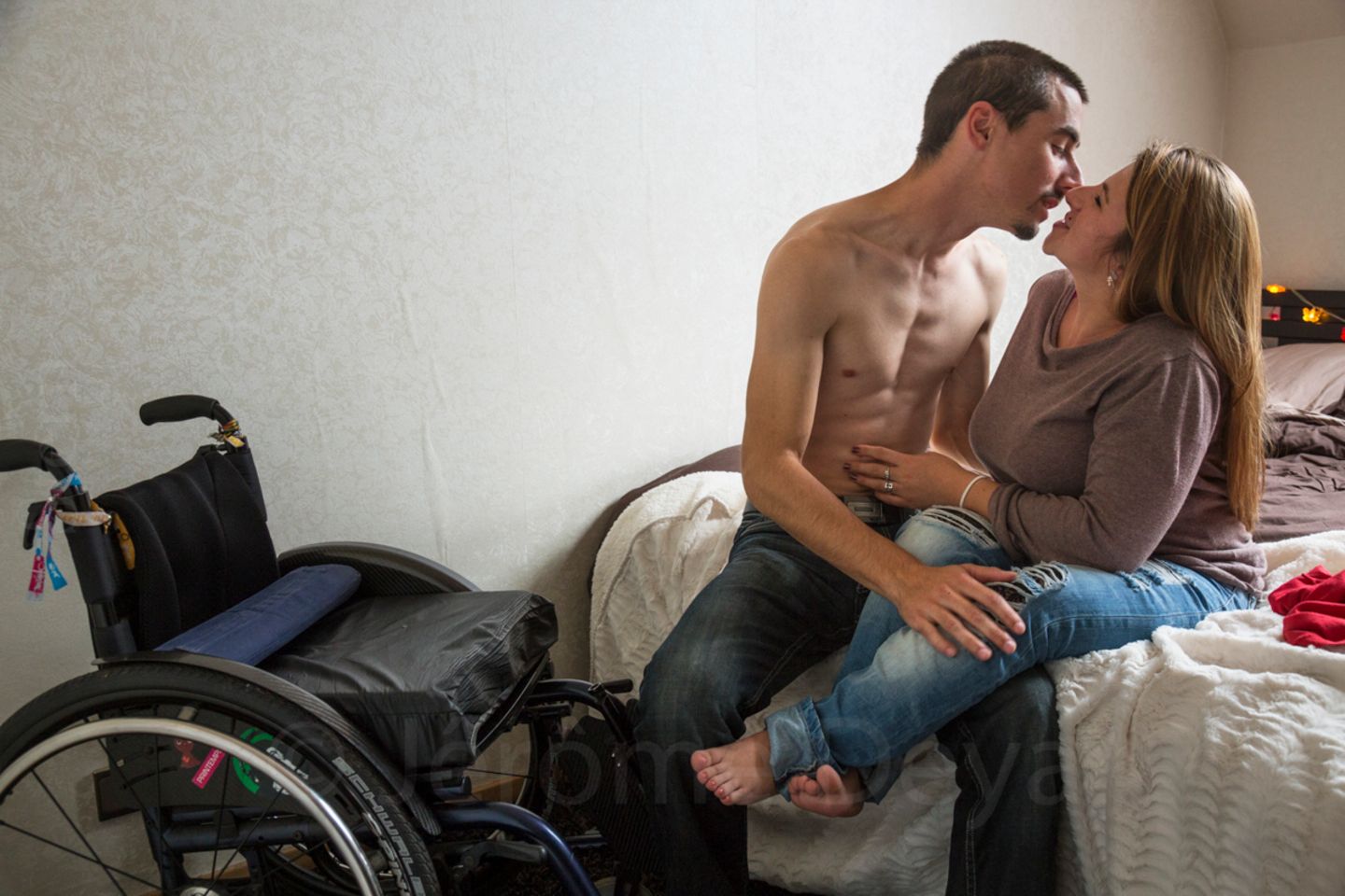 Julie und Thomas Jérôme Deya: "Inconvenient Nudes"