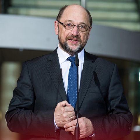 PD-Chef Martin Schulz gibt im Willy-Brandt-Haus in Berlin seinen sofortigen Rücktritt bekannt