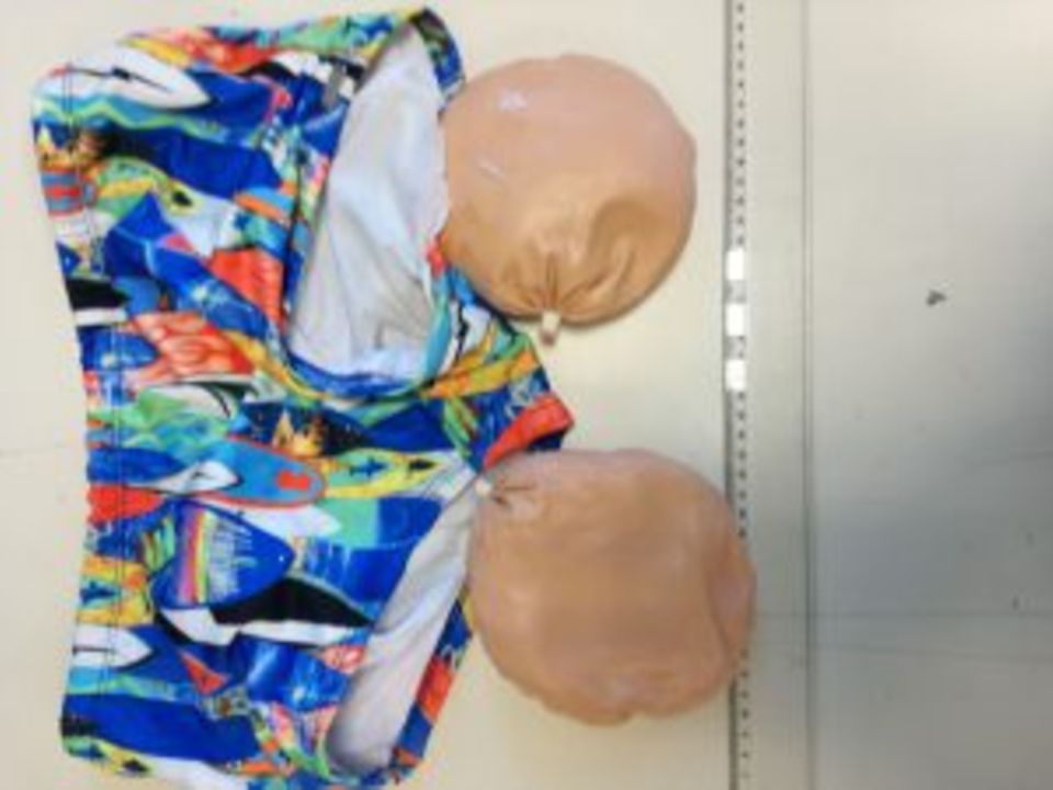 Portugal: Fluggast schmuggelt ein Kilo Kokain in falschem Hintern
