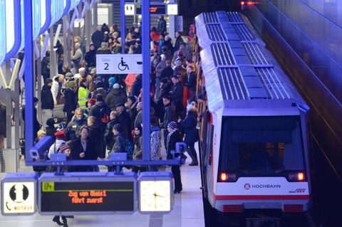 Gedrängel an der Bahn, volle Busse. Öffentliche Verkehrsmittel sind selten ein Genuss. Wie viele zusätzliche Fahrgäste verträgt der Nahverkehr in Deutschland?