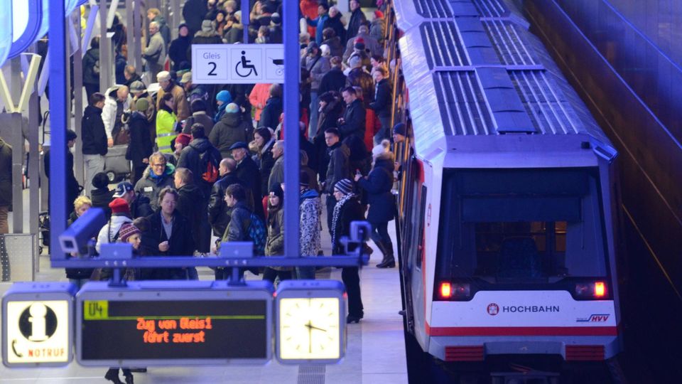 Gedrängel an der Bahn, volle Busse. Öffentliche Verkehrsmittel sind selten ein Genuss. Wie viele zusätzliche Fahrgäste verträgt der Nahverkehr in Deutschland?