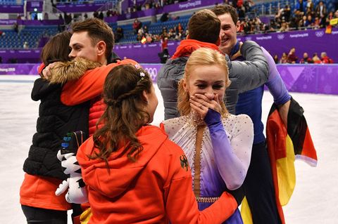 Aljona Savchenko und Bruno Massot holen Gold