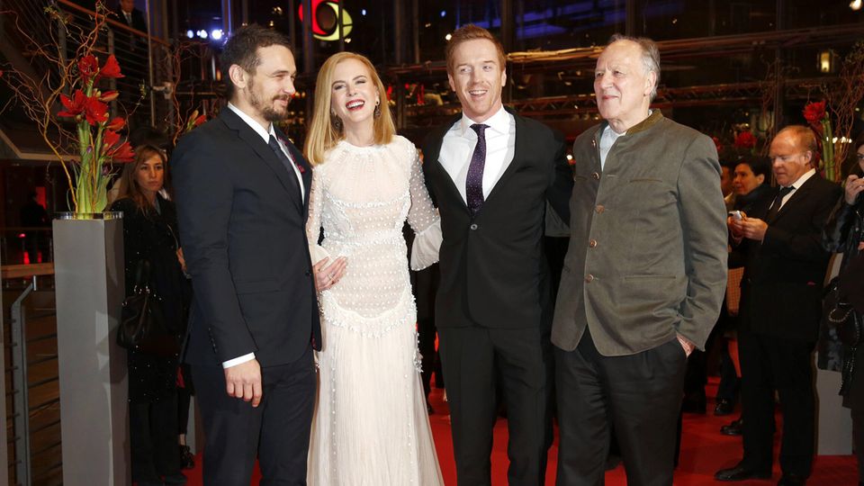 Regie-Legende: James Franco, Nicole Kidman, Damian Lewis und Werner Herzog auf der Premiere von "Königin der Wüste" bei den Berliner Filmfestspielen 2015 James Franco, Nicole Kidman, Damian Lewis und Werner Herzog auf der Premiere von "Königin der Wüste" bei den Berliner Filmfestspielen 2015