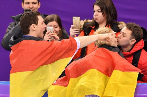 Olympia Reichlich Jubel in schwarz-rot-gold in Pyeongchang