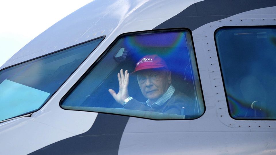 Niki Laudas letztes stern-Gespräch: Schon in seiner Zeit als Rennfahrer erwarb Niki Lauda eine Pilotenlizenz Schon in seiner Zeit als Rennfahrer erwarb Niki Lauda eine Pilotenlizenz