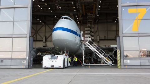 Die Boeing 747SP der Nasa im Hangar der Lufthansa Technik In Hamburg