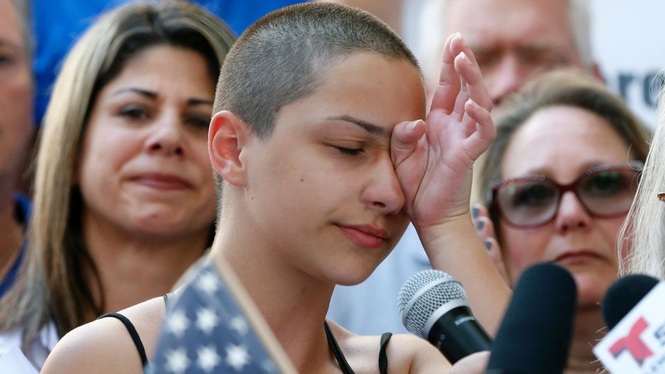 Emma Gonzalez Emma Gonzalez (Schülerin an der Marjory Stoneman Douglas High School)