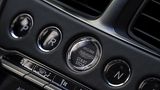 Fahren per Druckknopf: die Automatik des Aston Martin DB11 Volante