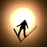 Olympia-Romantik: Der finnische Kombinierer Hannu Manninen springt im Training in den Sonnenuntergang. Hätte sich keine PR-Agentur besser ausdenken können.