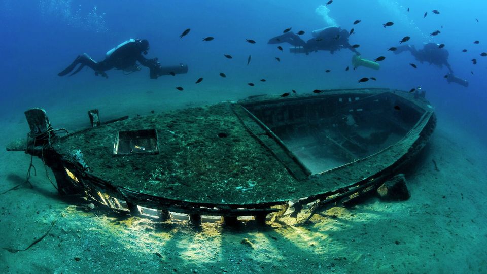 "Underwater Photographer of the Year"-Award 2018: Tauchen Sie mit in die Tiefe: Das sind die spektakulärsten Wrack-Fotografien des Jahres