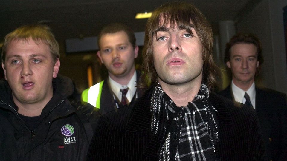 Liam Gallagher Flughafen "Heathrow"