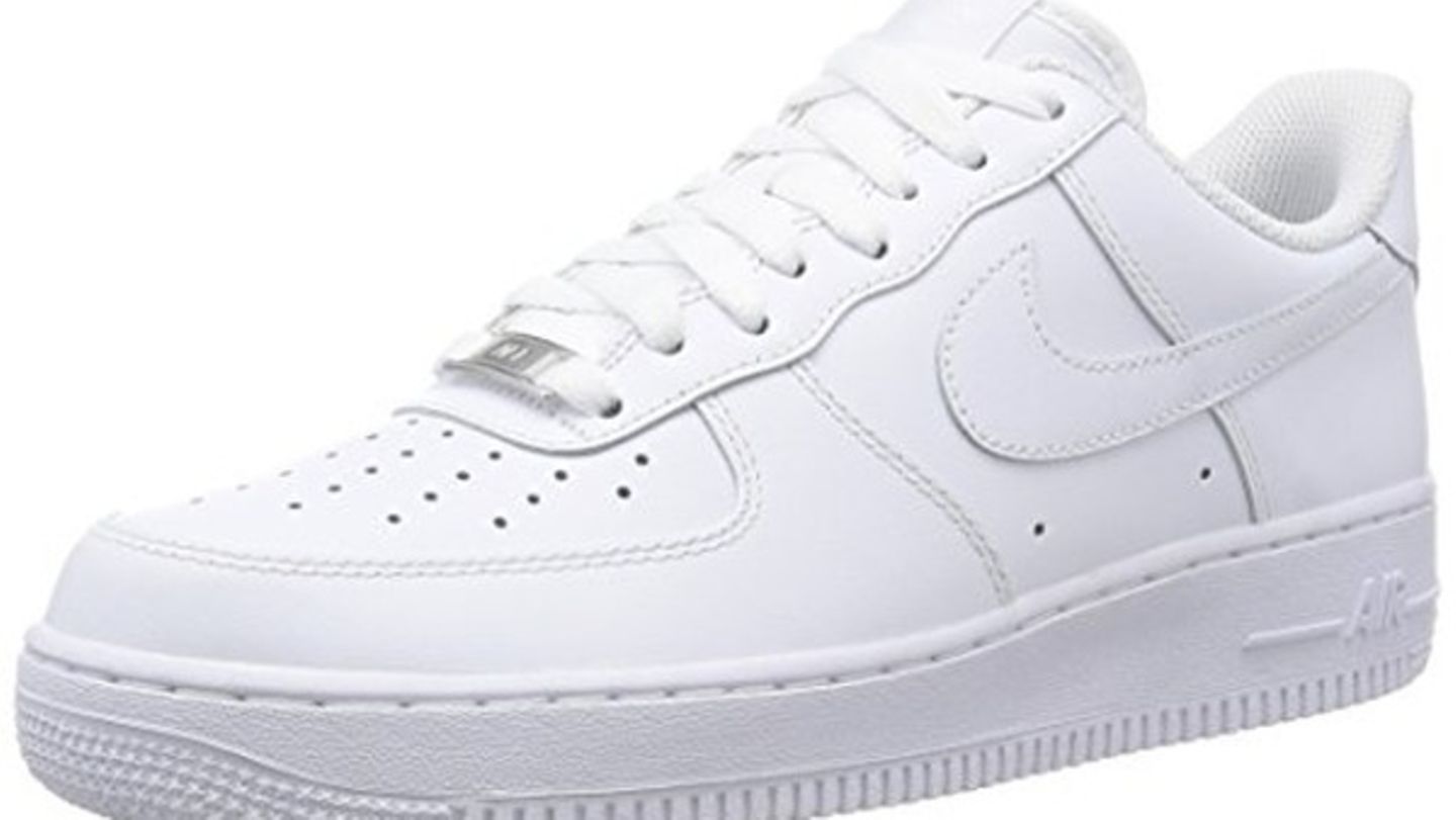 Für Jungs & Mädels: Nike Sneaker Unisex in weißem Leder. Hier geht's zum Shop.