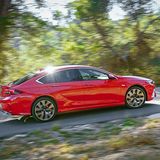 Der Opel Insignia GSi Grand Sport ist 4,91 Meter lang