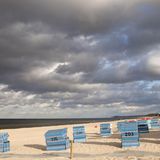 Platz 10: Trassenheider Strand auf Usedom, Mecklenburg-Vorpommern  Zwischen den Orten Karlshagen und Zinnowitz auf der Ostseeinsel Usedom liegt dieser Strandabschnitt mit seichtem, klarem Wasser und feinem Sand. Dieser Ort, einer der sonnenreichsten Deutschlands, gehört zu den zehn Top-Stränden des Travellers Choice Awards von Tripadvisor.