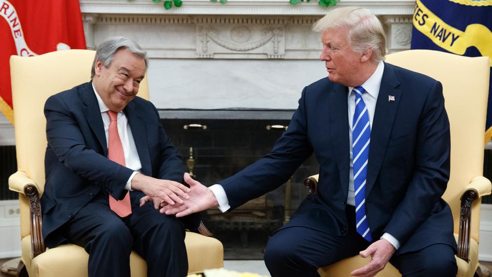 Generalsekretär der Vereinten Nationen: António Guterres mit Donald Trump im Oval Office António Guterres mit Donald Trump im Oval Office