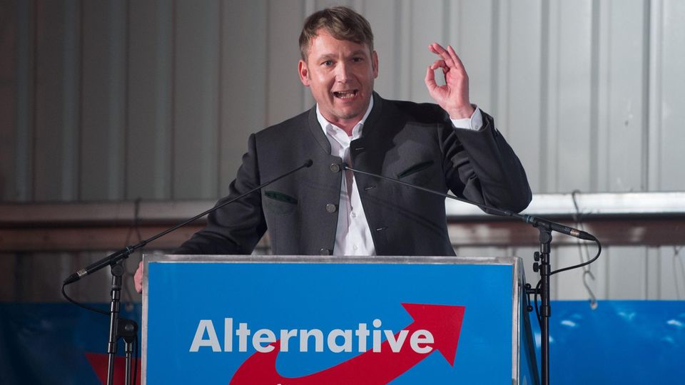 Annäherung an Pegida?: AfD-Politiker Poggenburg am Aschermittwoch AfD-Politiker Poggenburg am Aschermittwoch