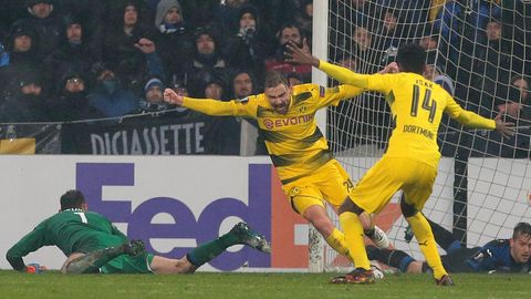 Ganz schwaches Spiel vom BVB in der Europa League, aber das ist am Ende letztlich egal, wegen Marcel Schmelzers Tor