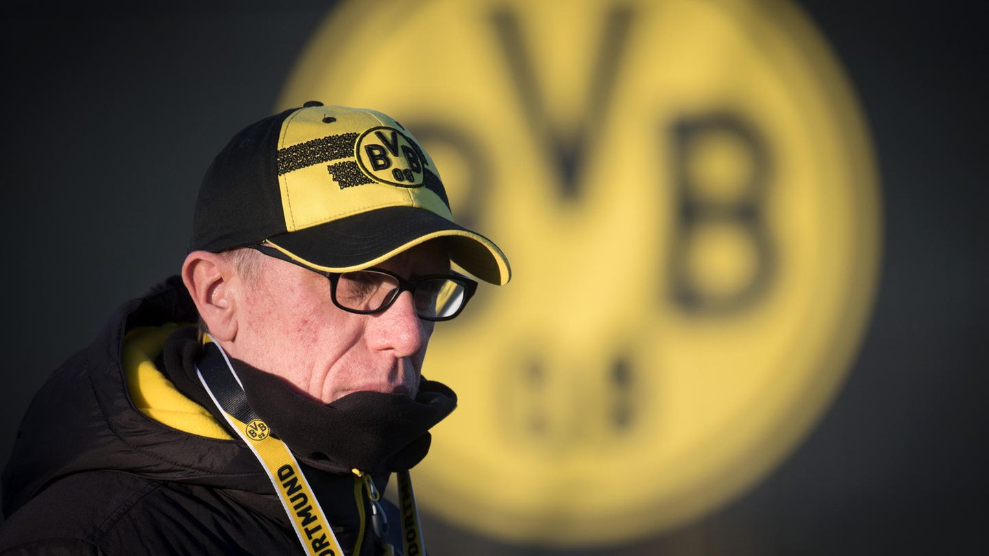 Peter Stöger muss mit dem BVB in der Europa League gegen RB Salzburg ran