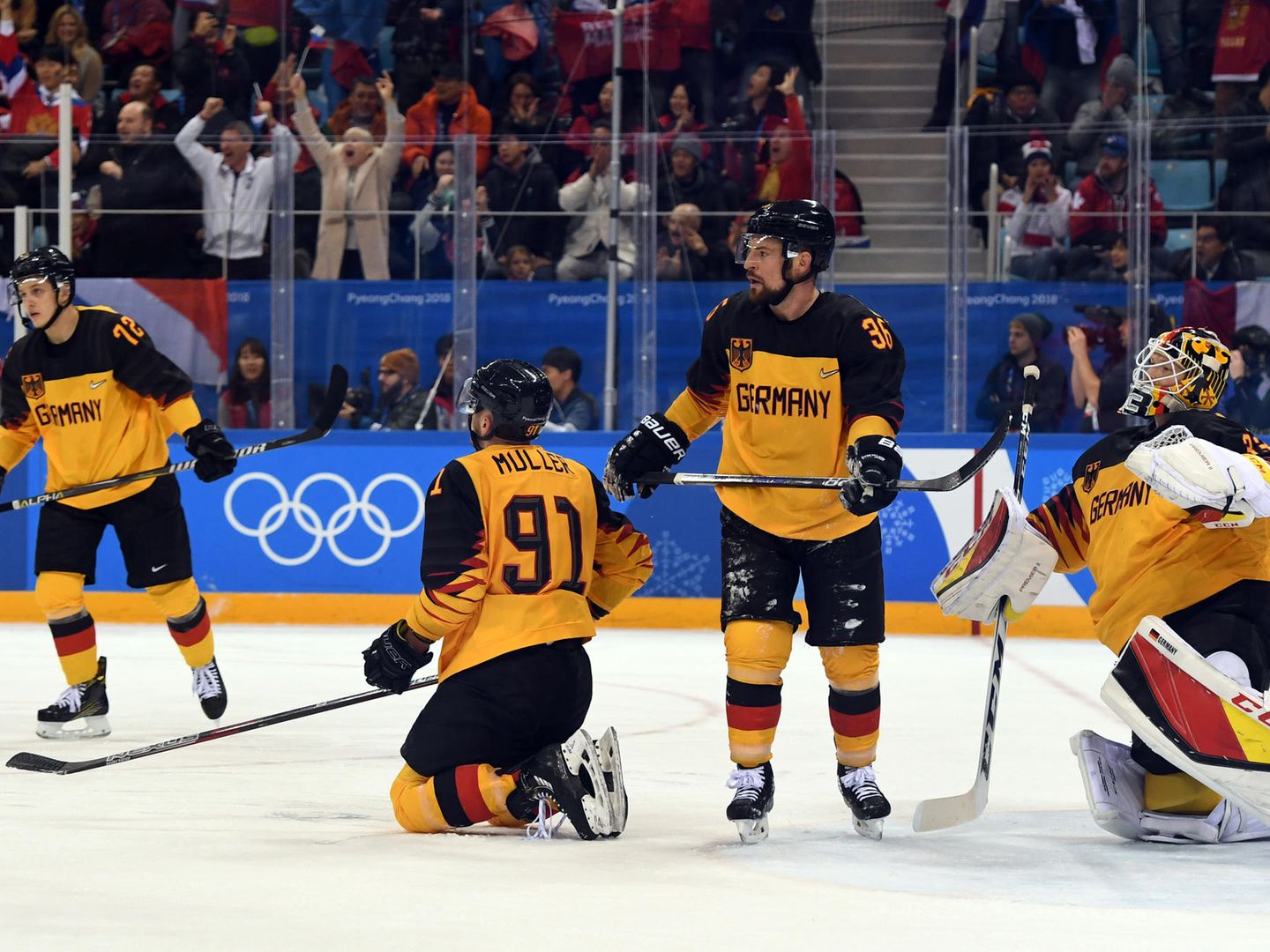 Eishockey bei Olympia Deutschland verpasst Gold nach Verlängerung