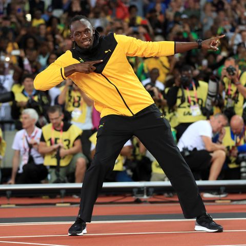 Usain Bolt zeigt seinen berühmten Blitz