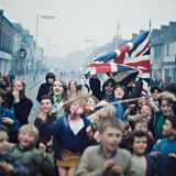 Demonstration protestantischer Kinder gegen die britische Armee