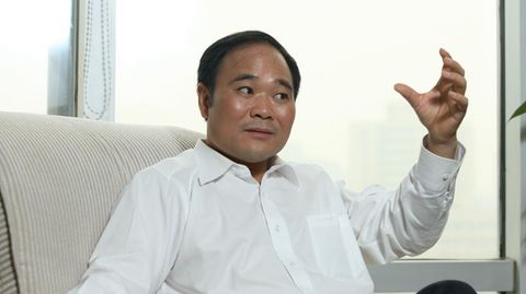 Geely-Chef Li Shufu ist neuer Großaktionär bei Daimler.