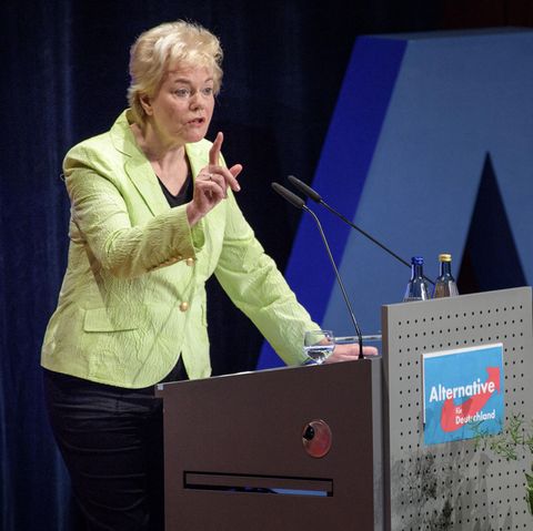 Ich twittere, also bin ich? Ex-Bundestagsabgeordnete Erika Steinbach (Archivbild) provoziert im Netz