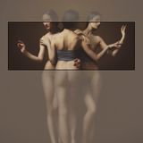 Bildband "Nudes in Steel" von Yoram Roth