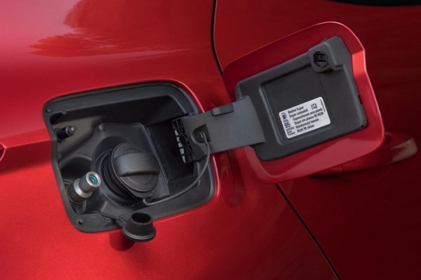 Auch der Skoda Vision X wird mit Benzin und CNG betrieben werden können