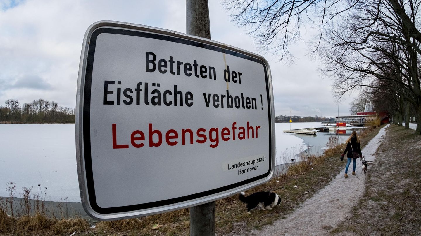kältewelle - Deutschland - Eisfläche - Einbruchgefahr