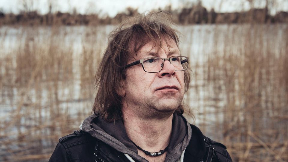 Verbrechen: Ralf A. fand die Samenkapseln auf dem Arbeitstisch seiner Frau. Eine war leer Ralf A. fand die Samenkapseln auf dem Arbeitstisch seiner Frau. Eine war leer