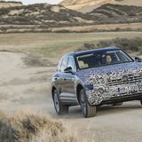 VW Touareg 3.0 TDI 2018 - durch Luftfederung, aktive Dämpfer und Vierradlenkung kann er auch ein echter Geländewagen sein