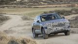 VW Touareg 3.0 TDI 2018 - durch Luftfederung, aktive Dämpfer und Vierradlenkung kann er auch ein echter Geländewagen sein