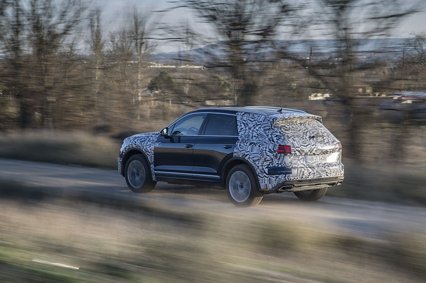 VW Touareg 3.0 TDI 2018 - mit der optionalen Anhängerkupplung kann er 3,5 Tonnen ziehen