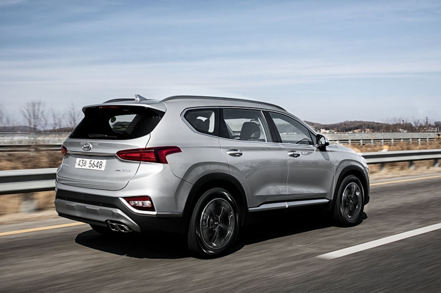 Hyundai Santa Fe 2.0 D - 4,77 Meter lang