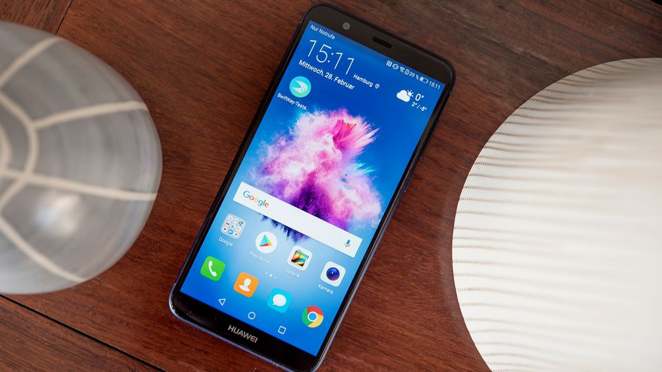 Sony Xperia L2 Huawei P Smart