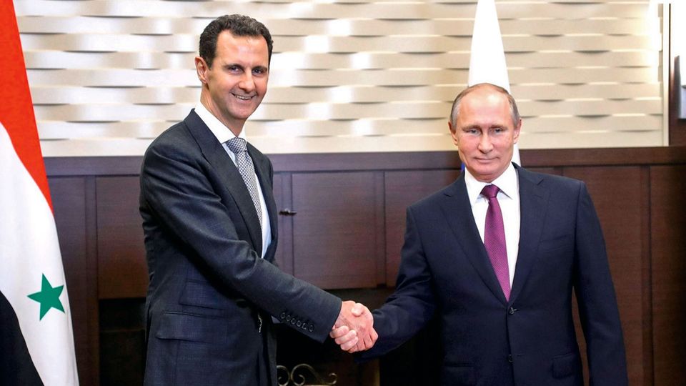 Kampf jeder gegen jeden: Baschar al-Assad bei Wladimir Putin. Russlands Hilfe hat das Regime stabilisiert Baschar al-Assad bei Wladimir Putin. Russlands Hilfe hat das Regime stabilisiert