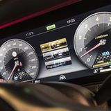 Gegen Aufpreis gibt es beim Mercedes-AMG CLS 53 4MATIC eine rein digitale Anzeige