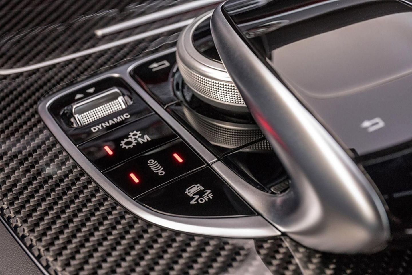 Die Schltzentrale im Mercedes-AMG CLS 53 4MATIC