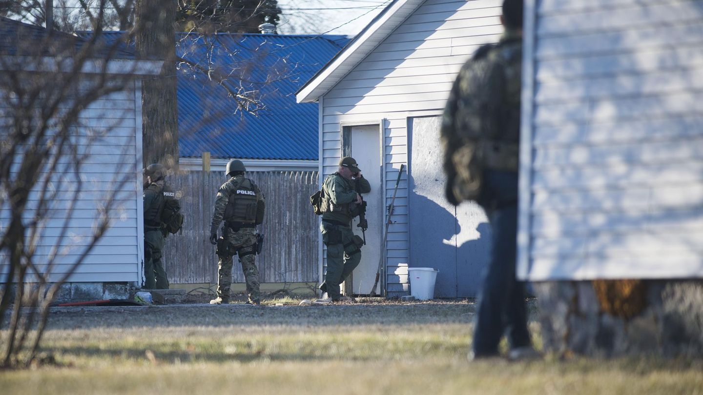 Uni-Campus in Michigan - Mutmaßlicher Todesschütze gefasst - der 19-Jährige soll seine Eltern erschossen haben