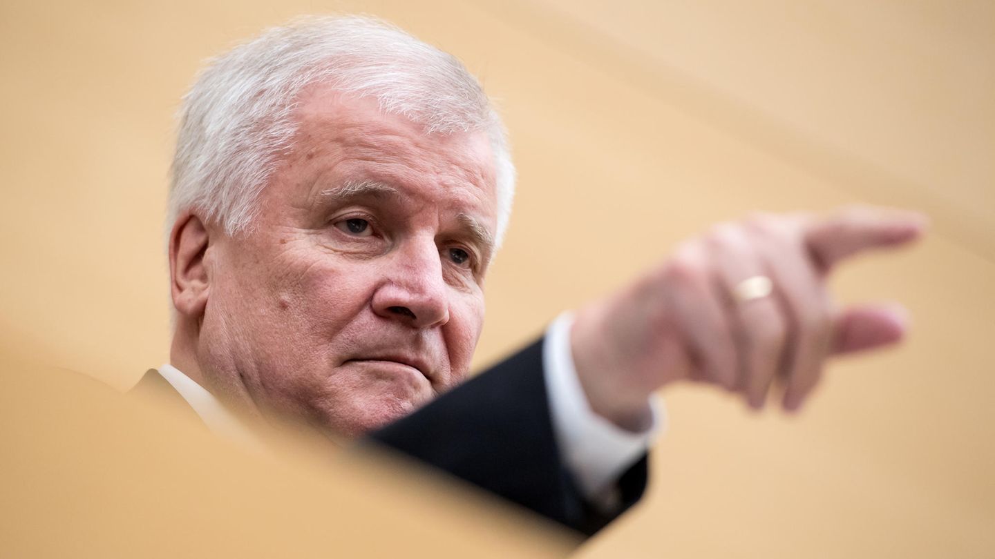 "Ich wurde ordentlich von Parteifreunden demontiert": So rechnet Horst Seehofer mit der CSU ab