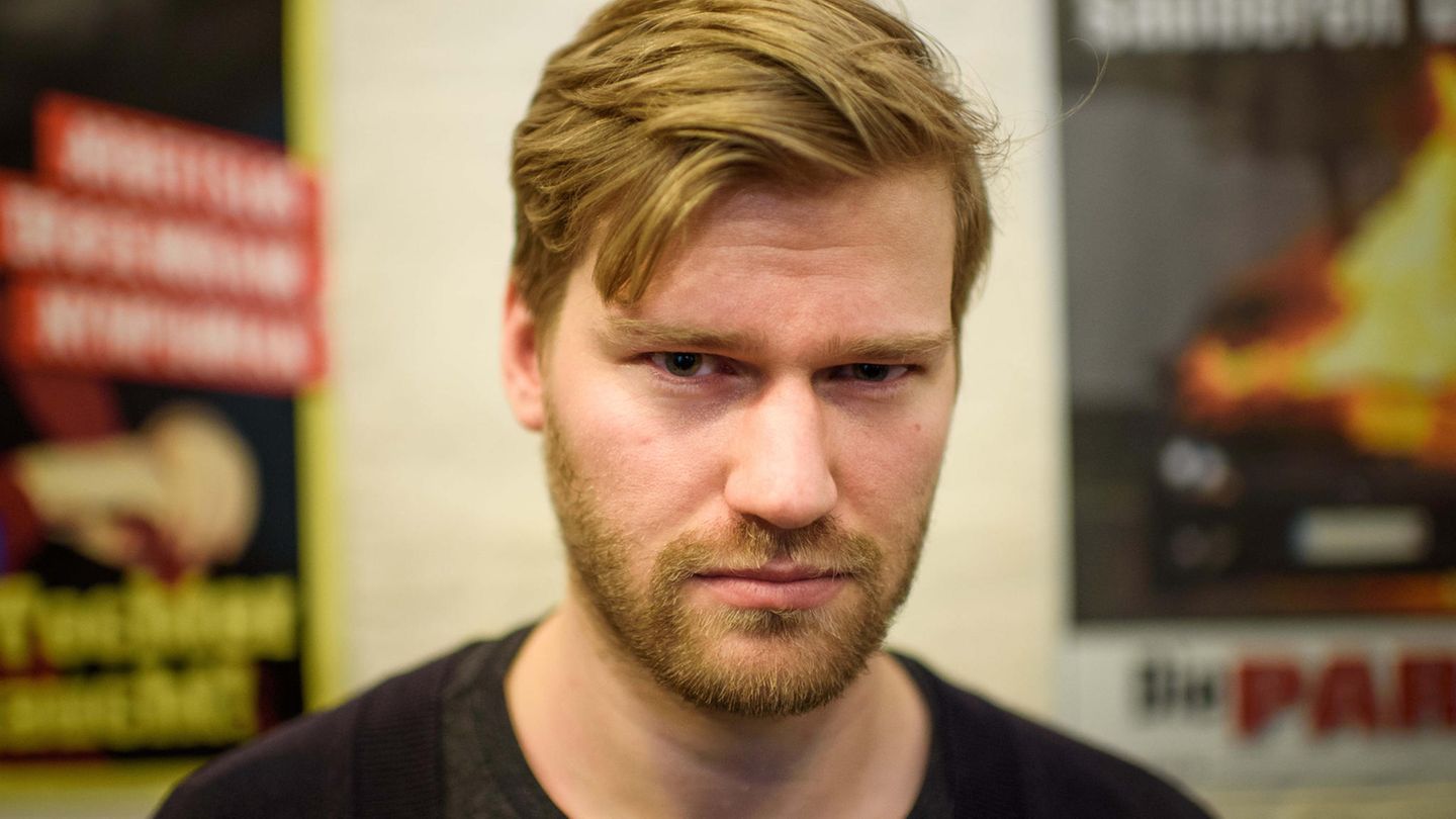 Shahak Shapira