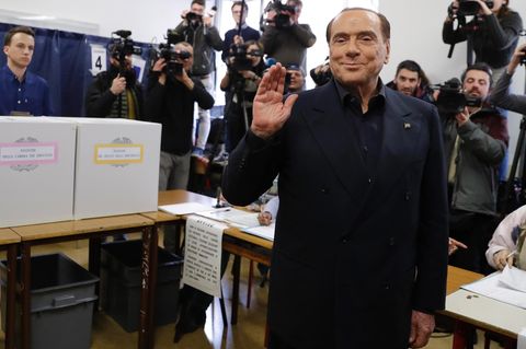 Silvio Berlusconi: Sein Bündnis liegt laut Umfragen zwar vorne, seine Partei ist dadrin aber wohl nicht mehr stärkste Kraft