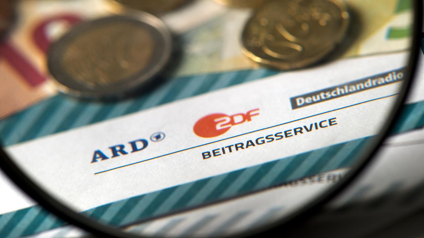 ARD und ZDF in der Diskussion - in politischer Debatte von Privaten nicht zu ersetzen