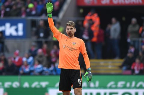 VfB-Torwart Ron-Ronald Zieler Zieler beim Spiel gegen den 1. FC Köln