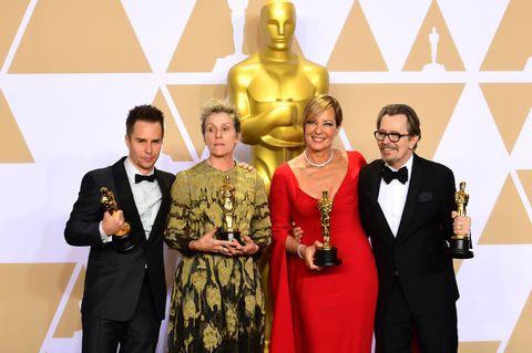 Oscar-Gewinnerin Frances McDormand (2.v.l.) mit den weiteren Preisträgern Sam Rockwell (l.), Allison Janney und Gary Oldman