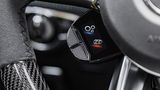 Mercedes AMG GT Coupé - variabel veränderbare Lenkradtasten